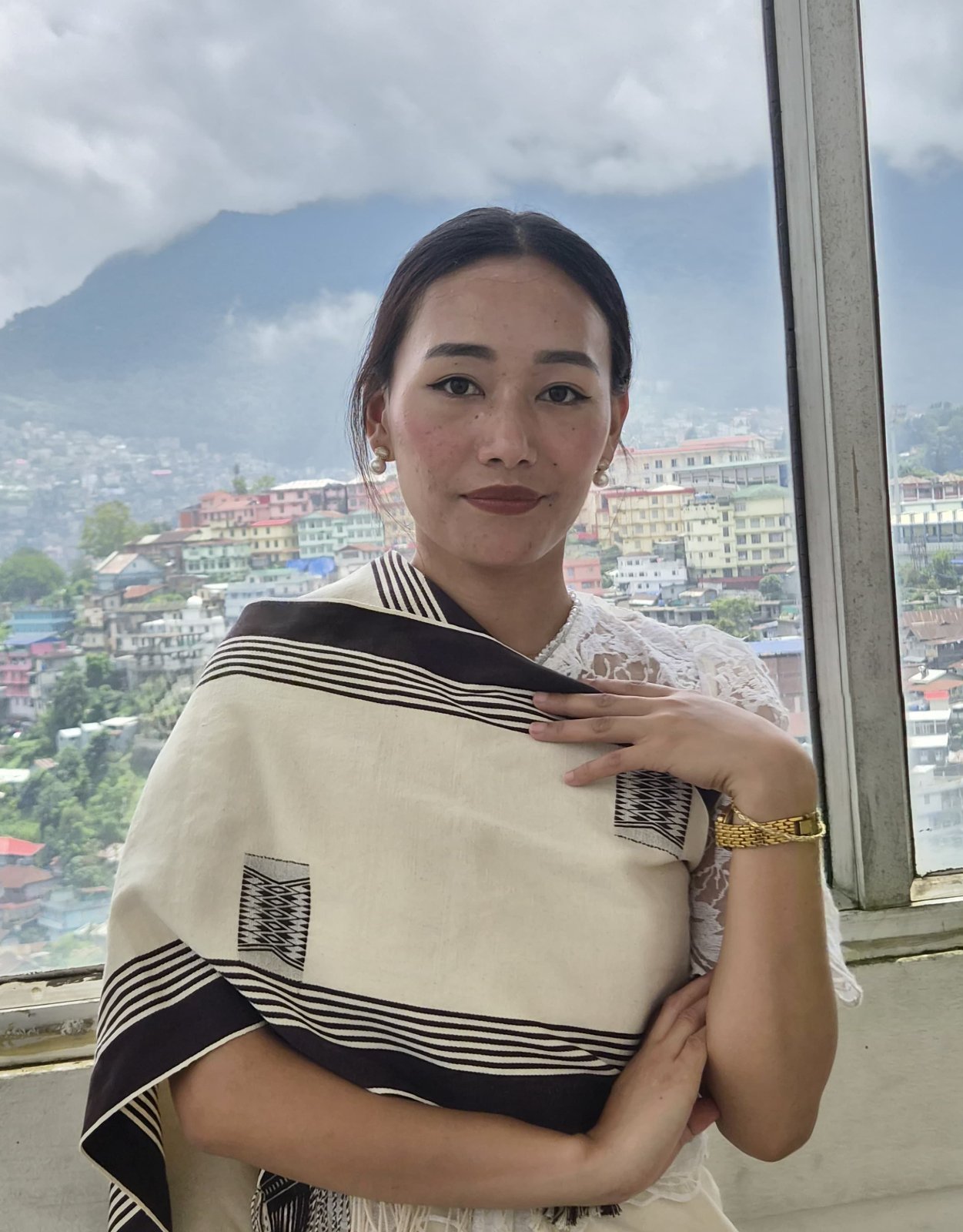 Sekhosalü Thisa